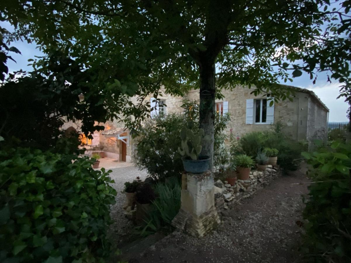 Le Prieure De Saint Pierre Bed and Breakfast Eksteriør billede