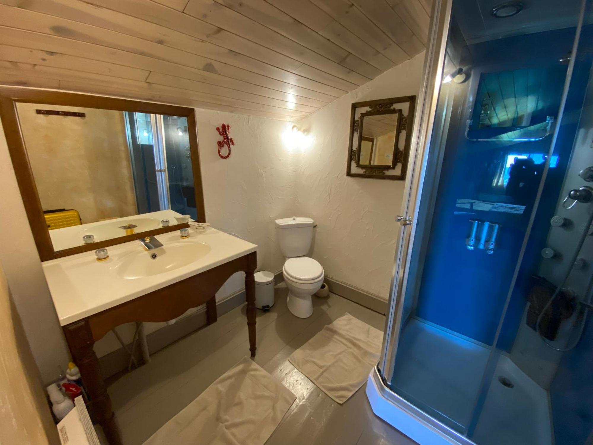 Le Prieure De Saint Pierre Bed and Breakfast Eksteriør billede